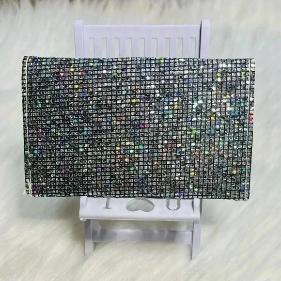 Cute Card Wallet in Sparkly Silver - Picture 2 of 4